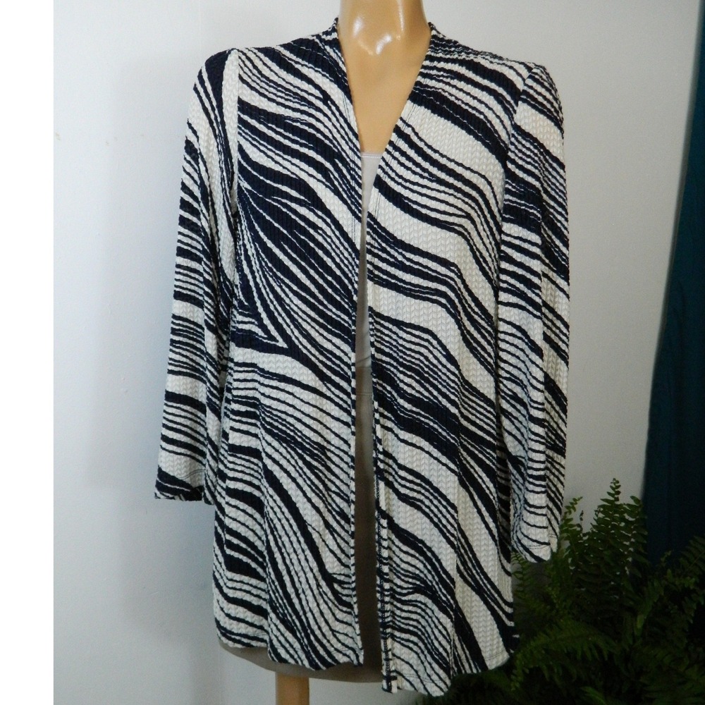 Chico's Travelers Cardigan Women Size‎ 0 Black White Zebra Stripe Open Front